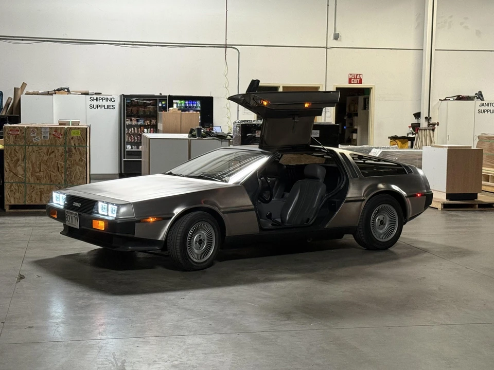 1981 DeLorean DMC-12 - Image 22 of 31