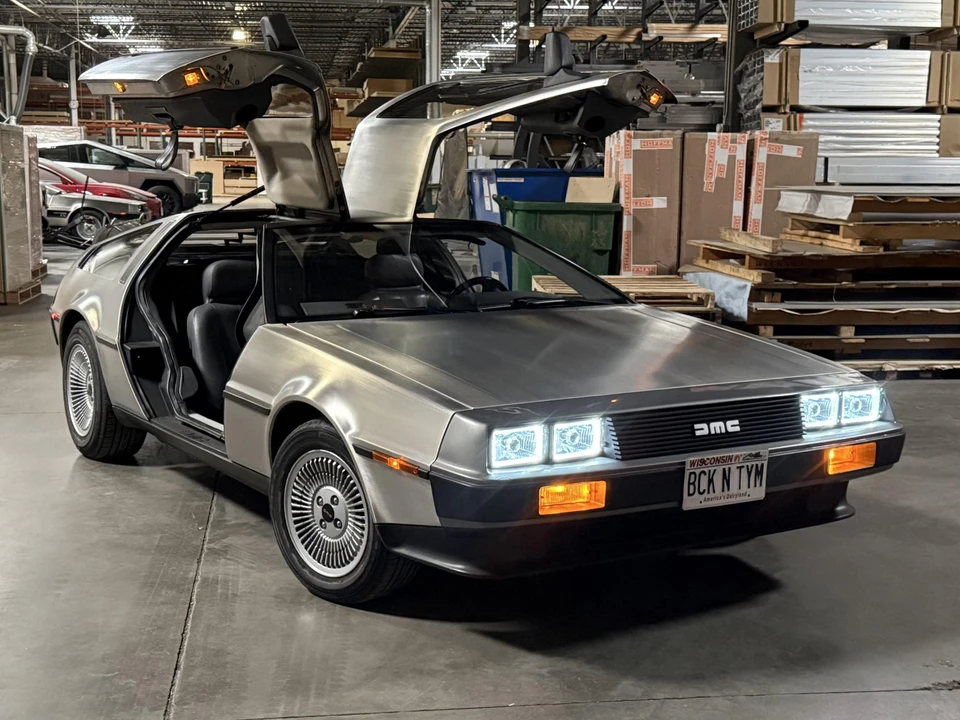 1981 DeLorean DMC-12 - Image 12 of 31