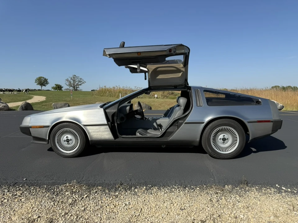1981 DeLorean DMC-12 - Image 23 of 31
