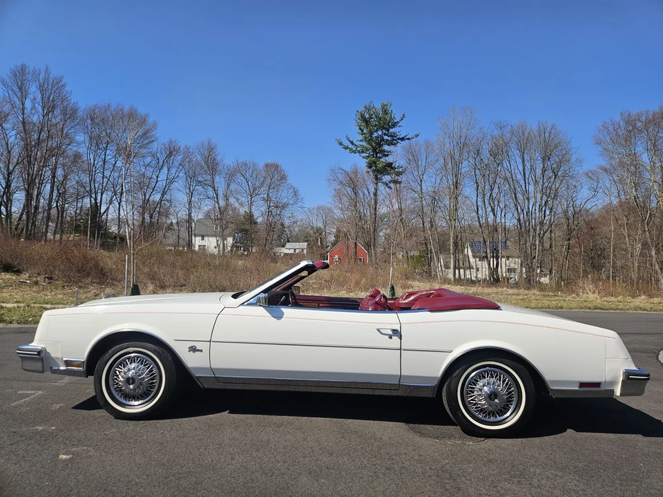 1982 Buick Riviera 4th-7th Gen - Image 15 of 31