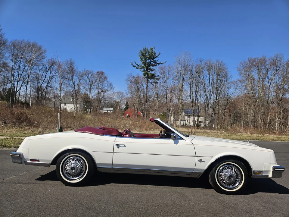 1982 Buick Riviera 4th-7th Gen - Image 30 of 31