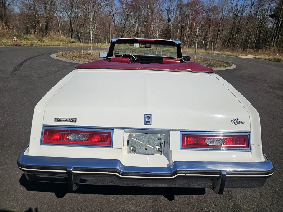 1982 Buick Riviera 4th-7th Gen - Image 24 of 31
