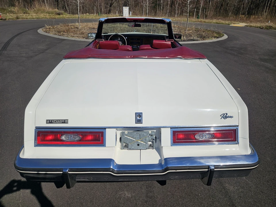 1982 Buick Riviera 4th-7th Gen - Image 22 of 31