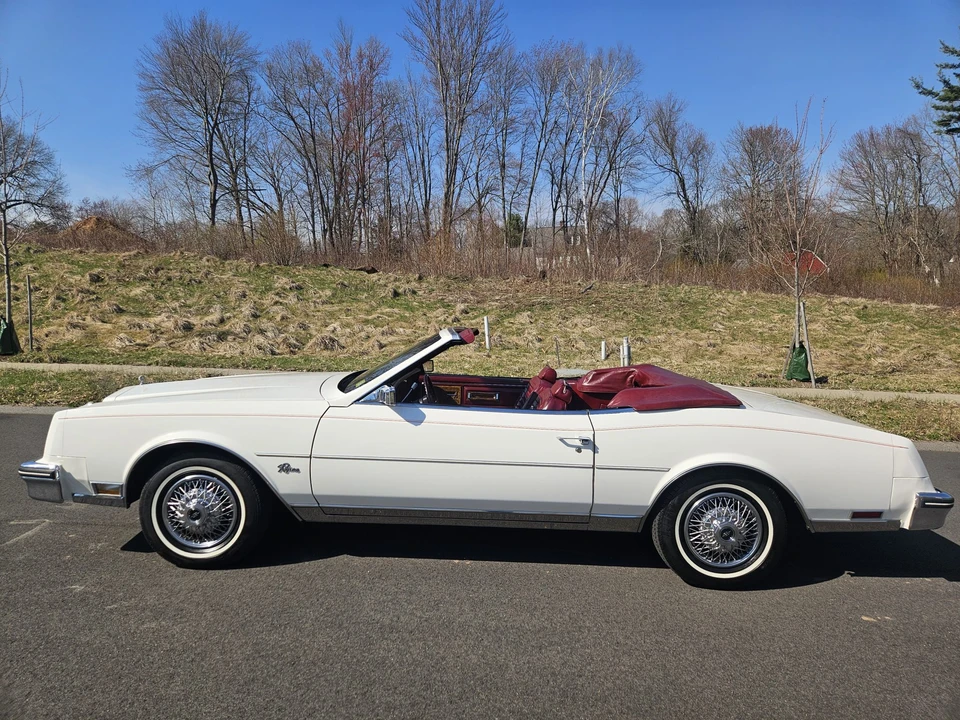 1982 Buick Riviera 4th-7th Gen - Image 16 of 31