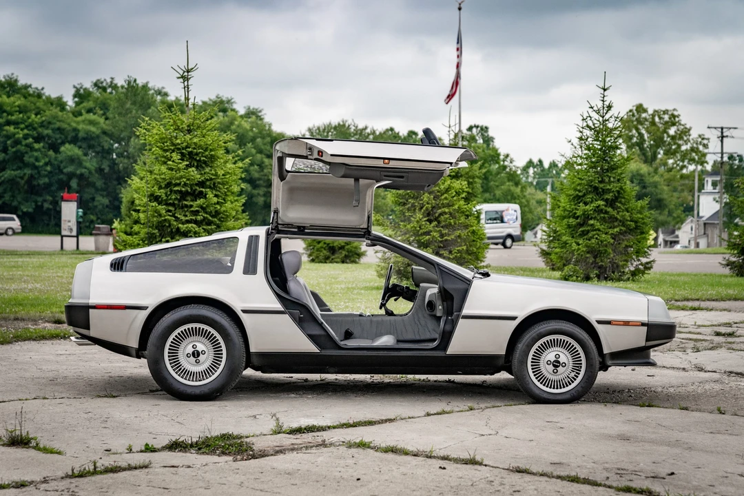 1982 DeLorean DMC-12 - Image 31 of 31