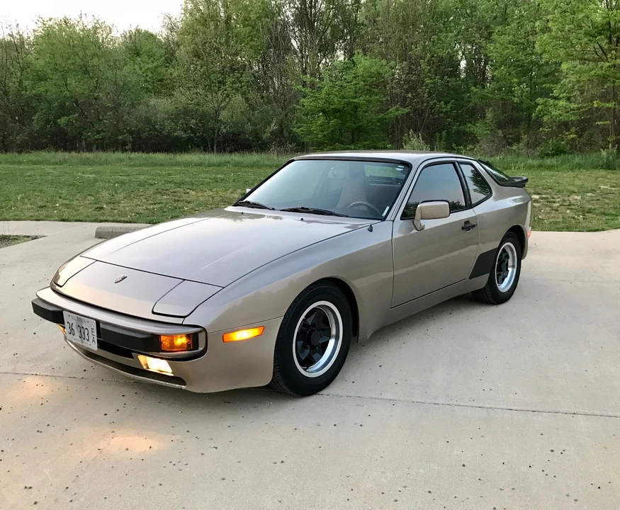 1983 Porsche 944 - Image 5 of 31
