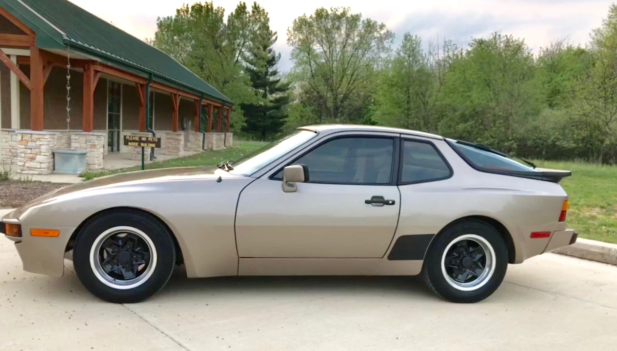 1983 Porsche 944 - Image 8 of 31