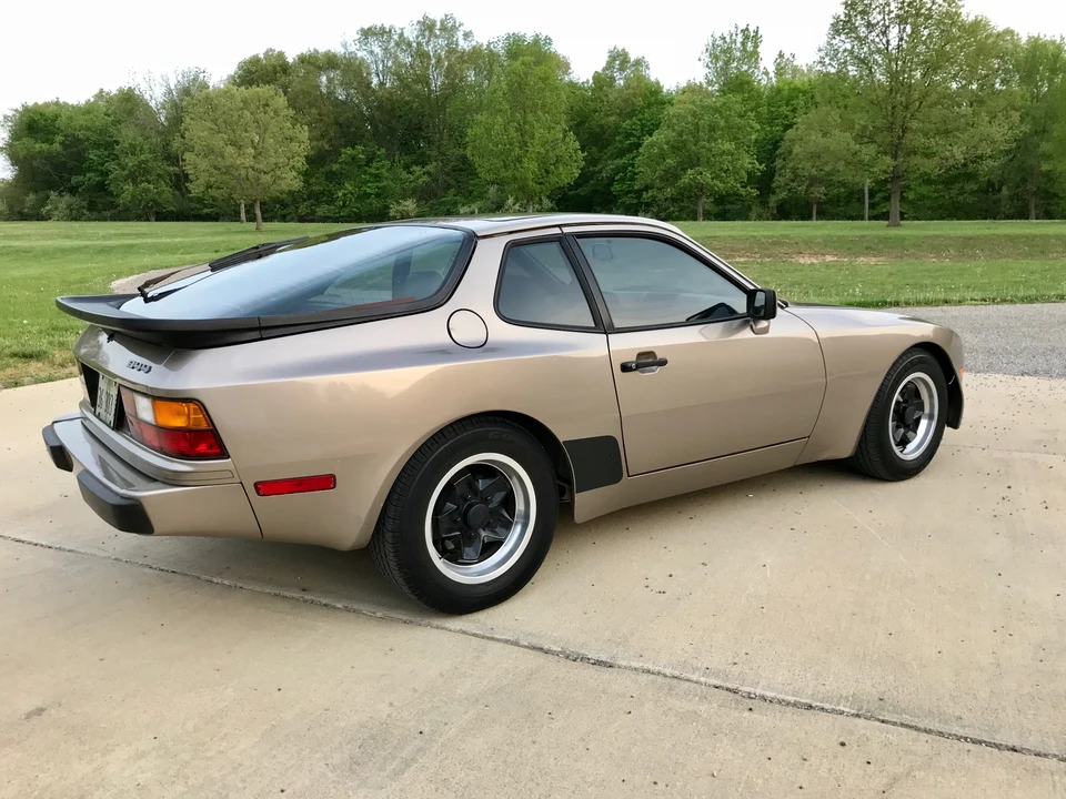 1983 Porsche 944 - Image 21 of 31
