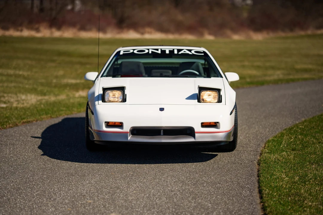 1984 Pontiac Fiero - Image 4 of 31