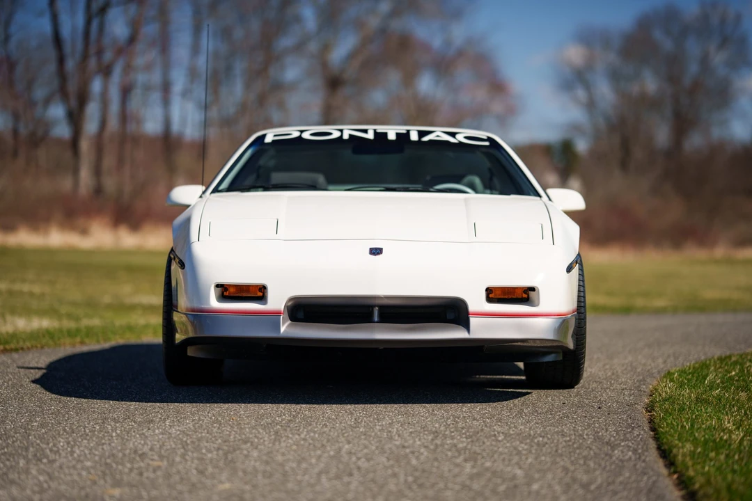 1984 Pontiac Fiero - Image 5 of 31