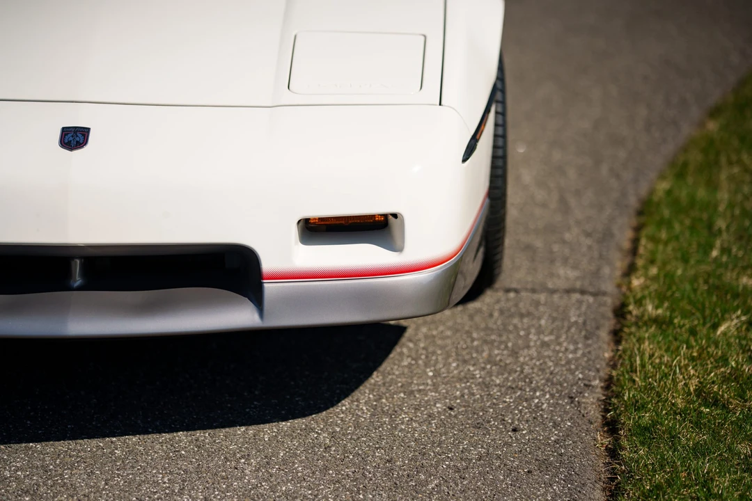 1984 Pontiac Fiero - Image 29 of 31