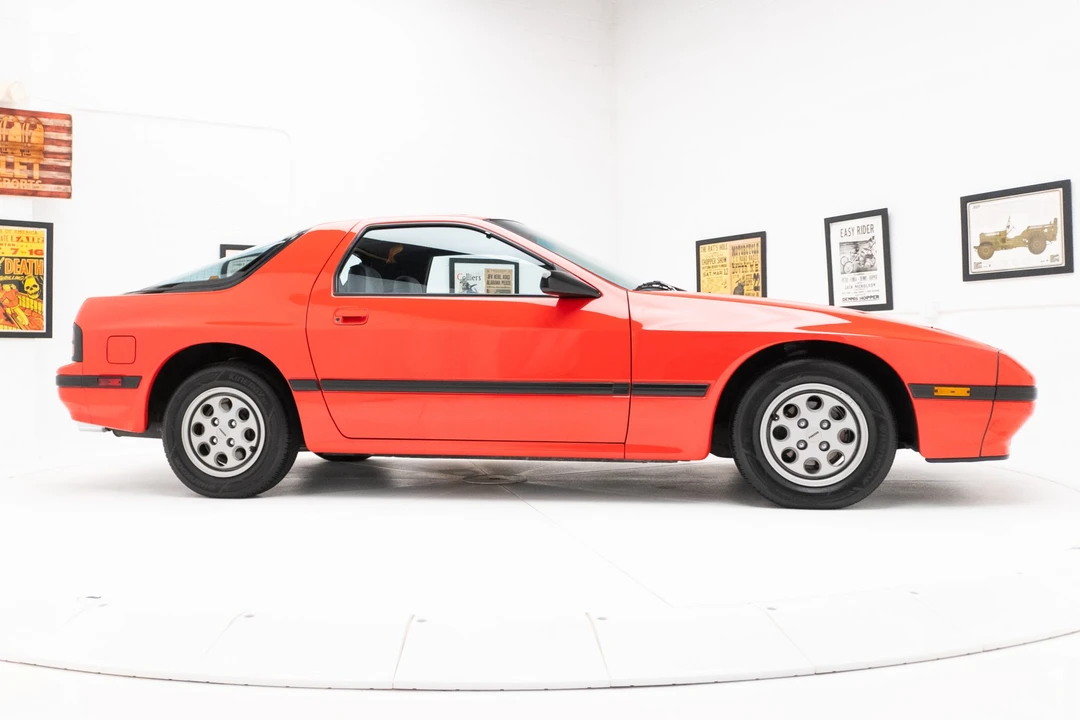 1986 Mazda RX-7 FC - Image 24 of 31