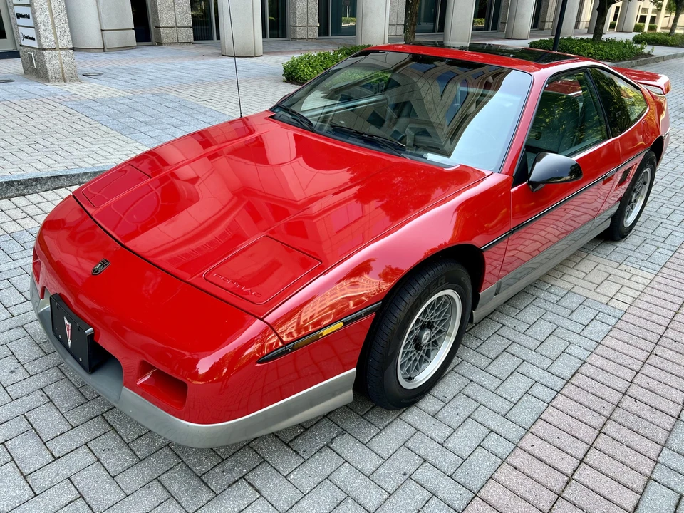 1986 Pontiac Fiero GT - Image 3 of 31