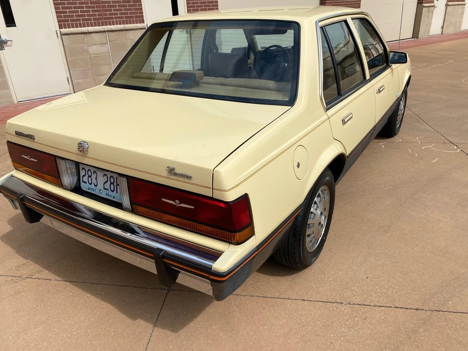 1987 Cadillac Cimarron - Image 9 of 31