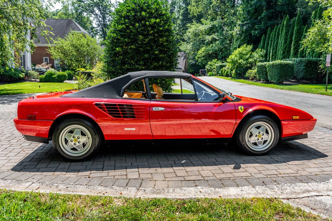1987 Ferrari Mondial 3.2 - Image 16 of 31