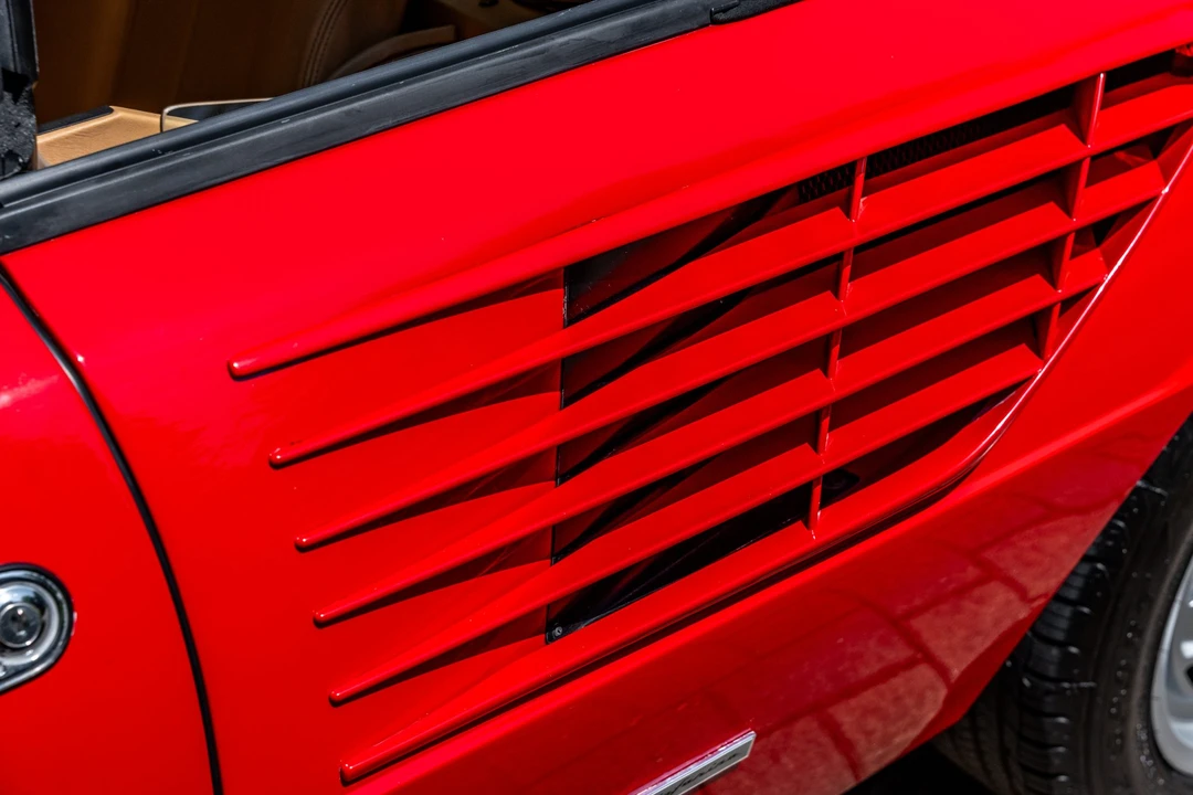 1987 Ferrari Mondial 3.2 - Image 28 of 31