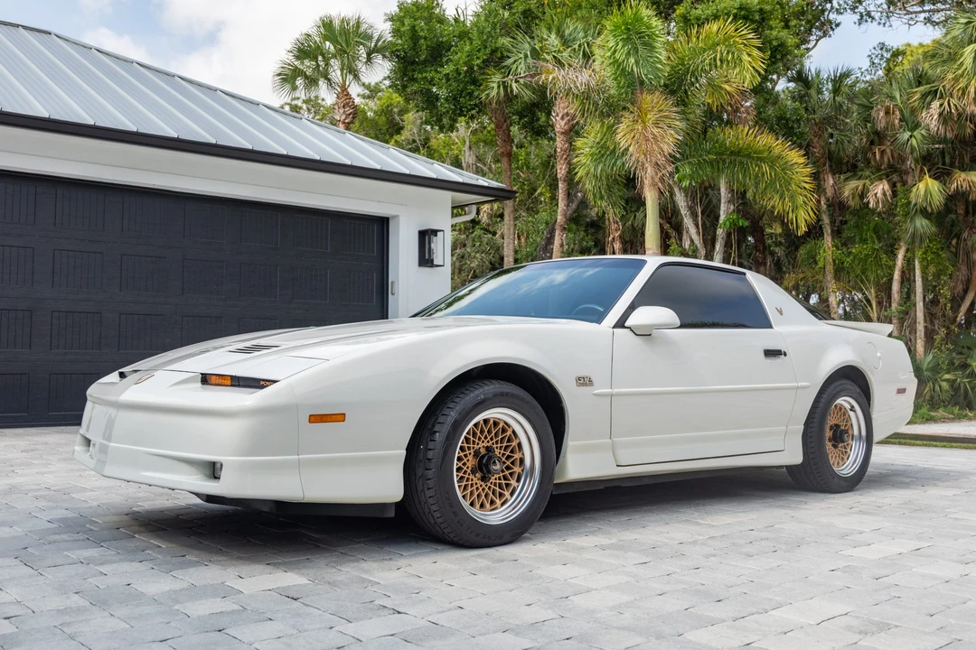 1987 Pontiac Firebird Trans Am 3rd Gen - Image 3 of 31