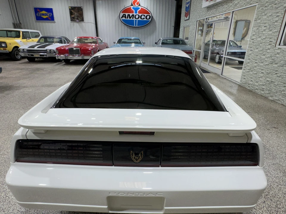 1987 Pontiac Firebird Trans Am 3rd Gen - Image 27 of 31