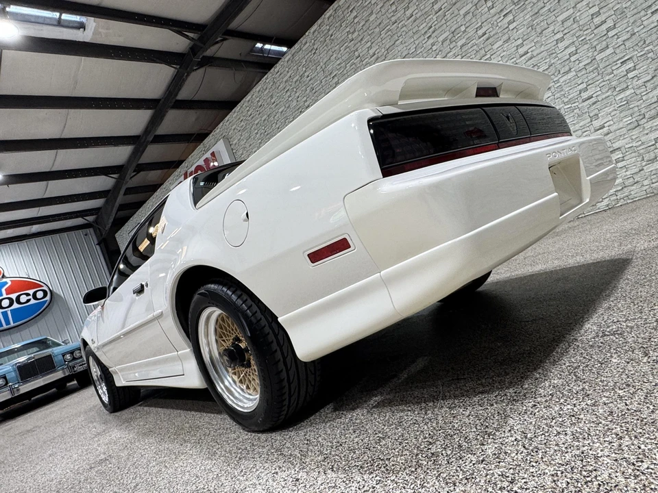 1987 Pontiac Firebird Trans Am 3rd Gen - Image 30 of 31
