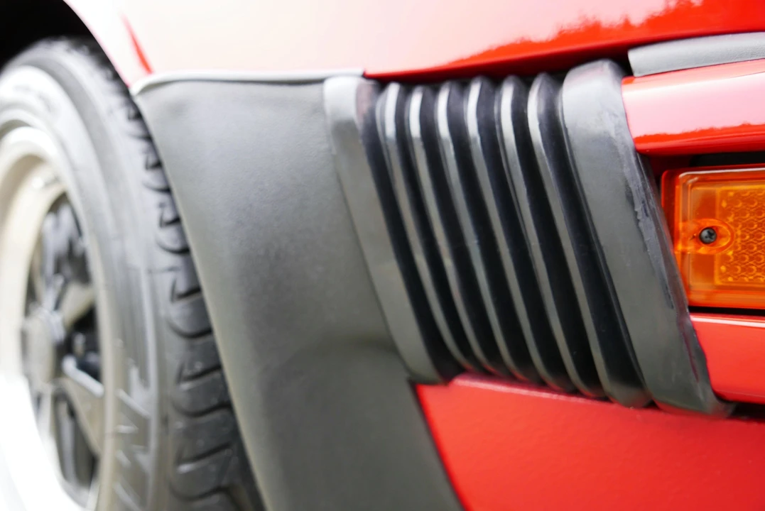 1987 Porsche 911 Carrera 3.2 - Image 27 of 31