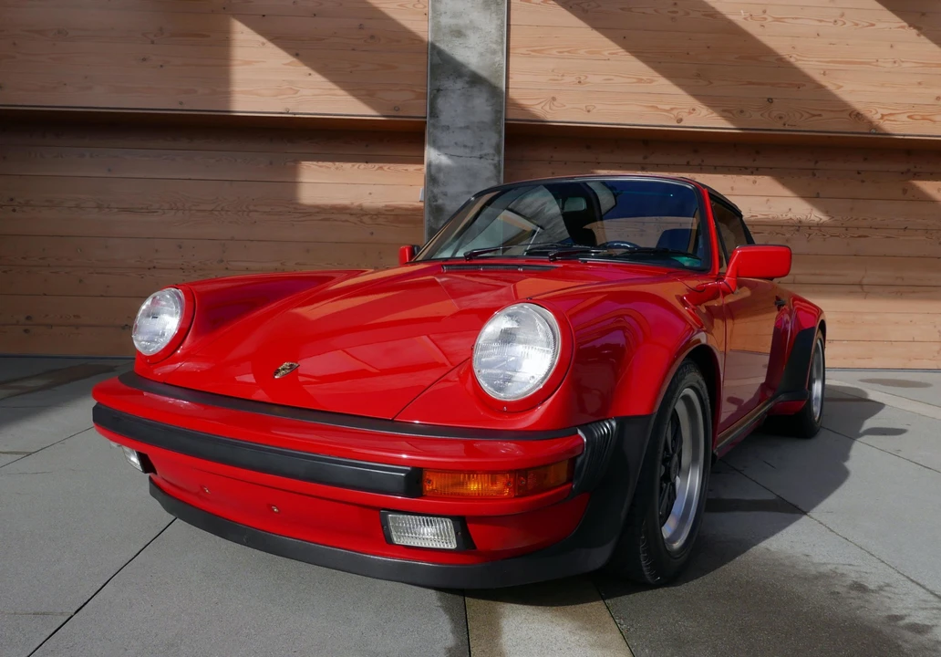 1987 Porsche 911 Carrera 3.2 - Image 9 of 31