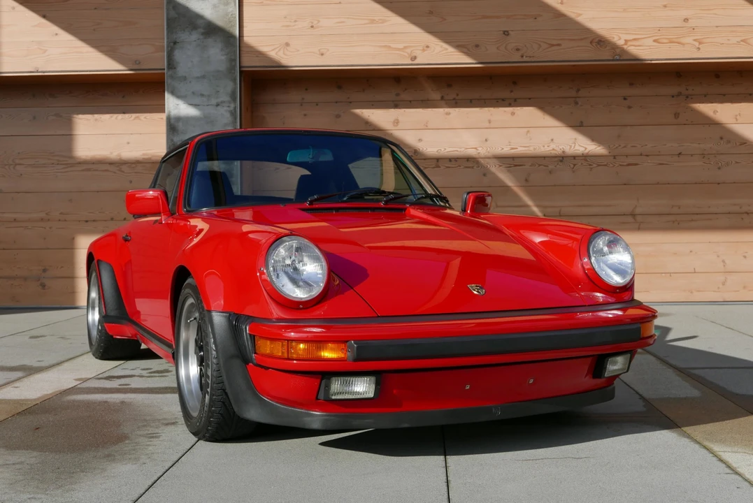 1987 Porsche 911 Carrera 3.2 - Image 7 of 31