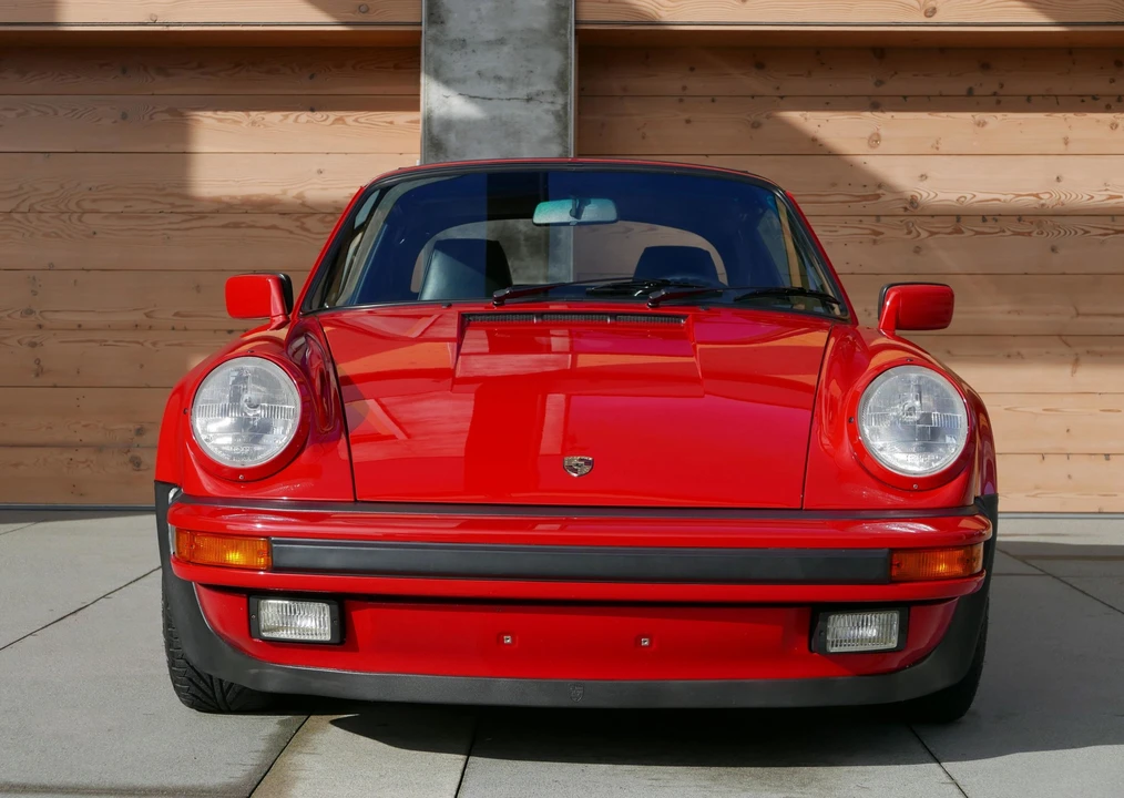 1987 Porsche 911 Carrera 3.2 - Image 8 of 31