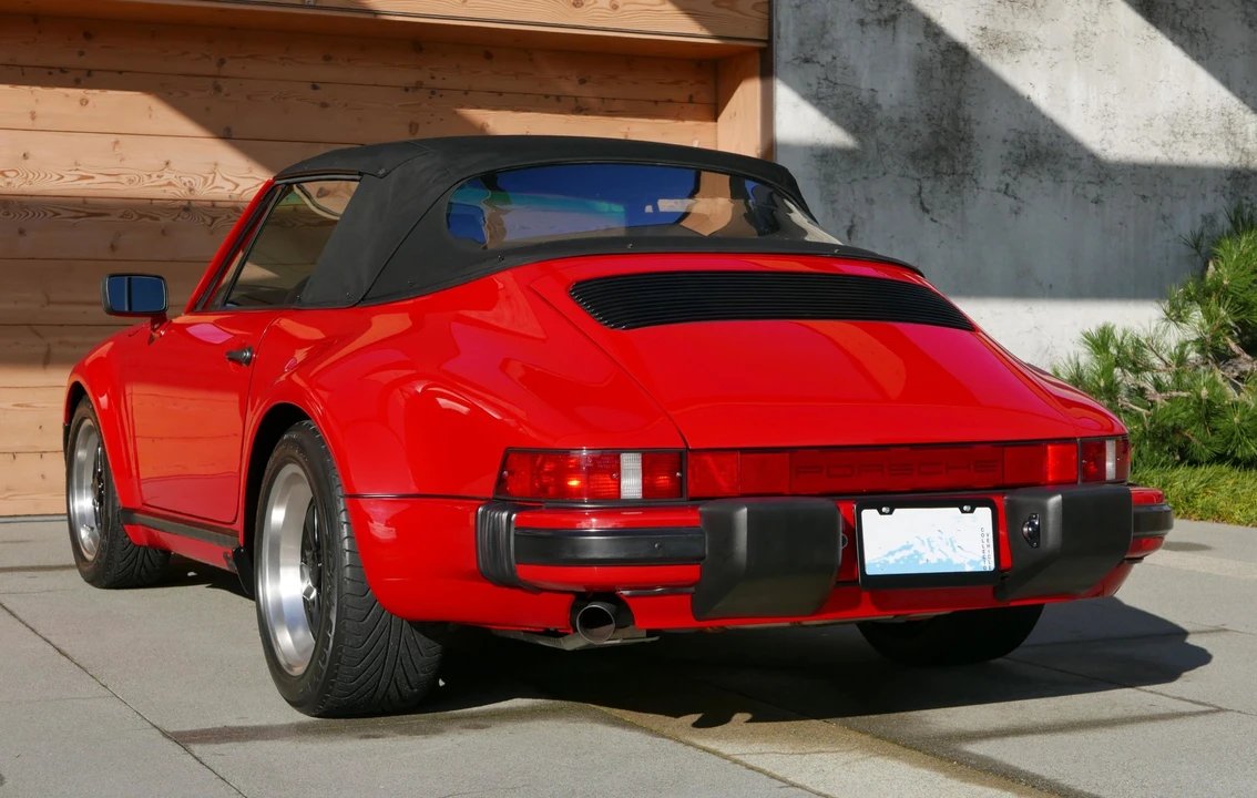 1987 Porsche 911 Carrera 3.2 - Image 10 of 31