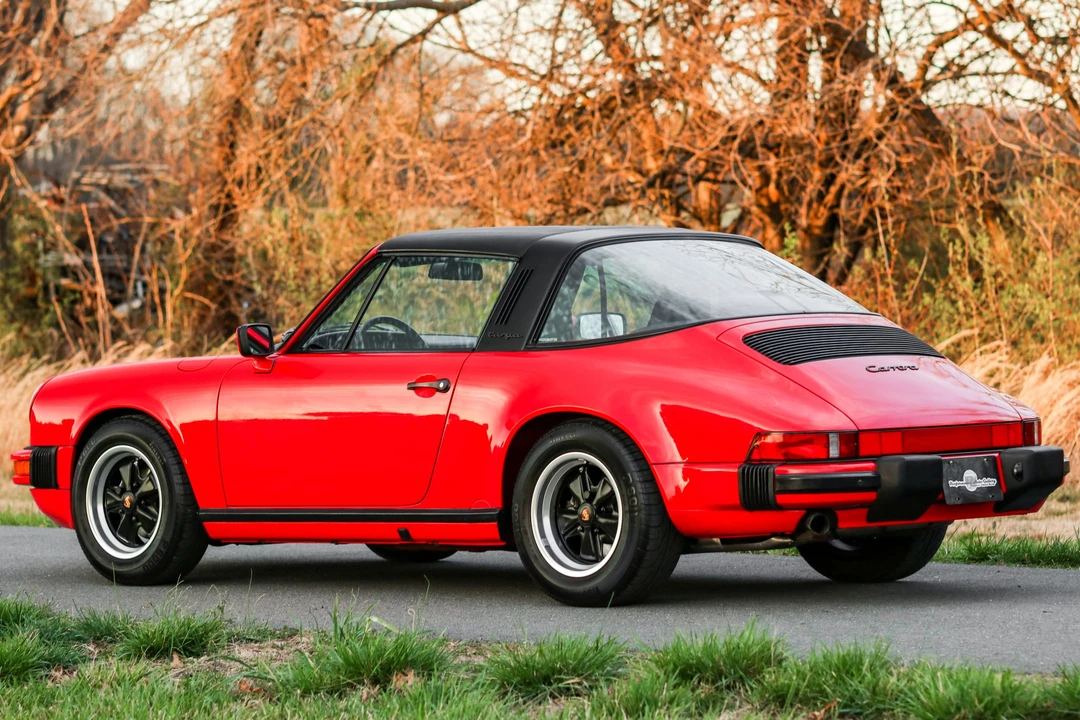 1987 Porsche 911 Carrera 3.2 - Image 11 of 31