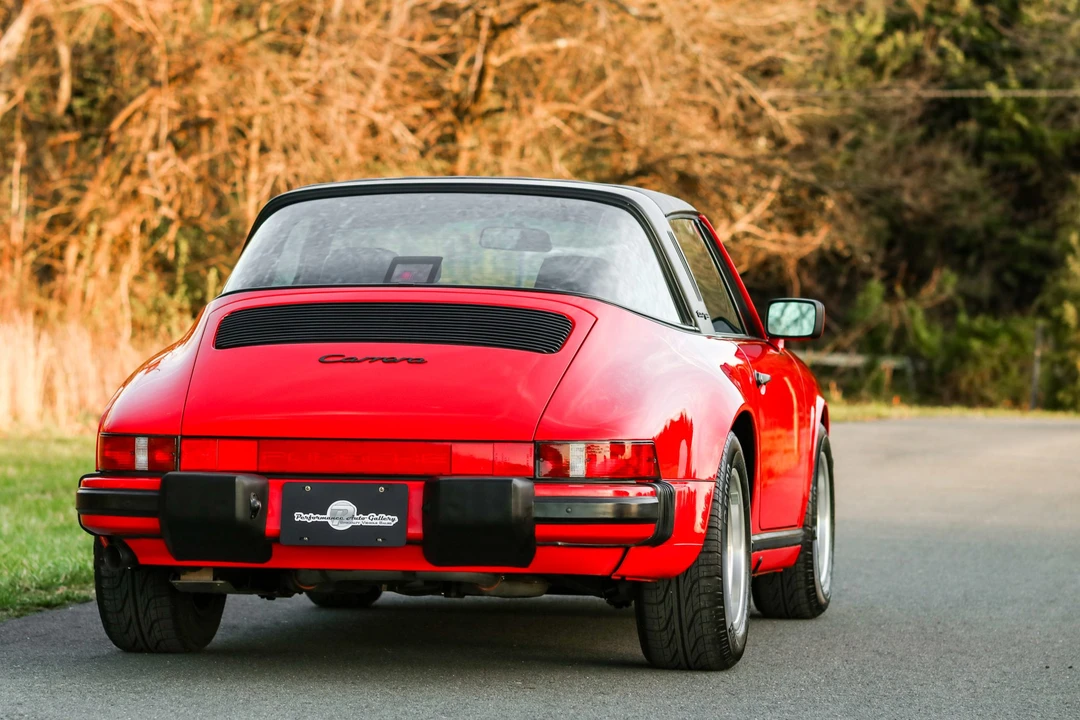 1987 Porsche 911 Carrera 3.2 - Image 16 of 31