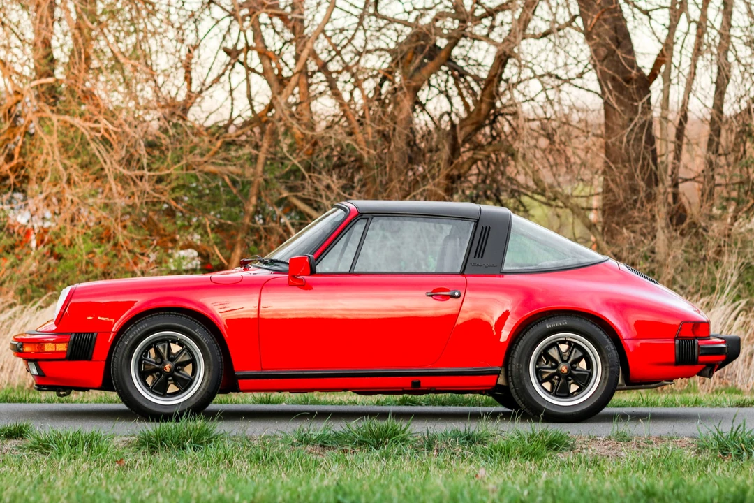 1987 Porsche 911 Carrera 3.2 - Image 9 of 31