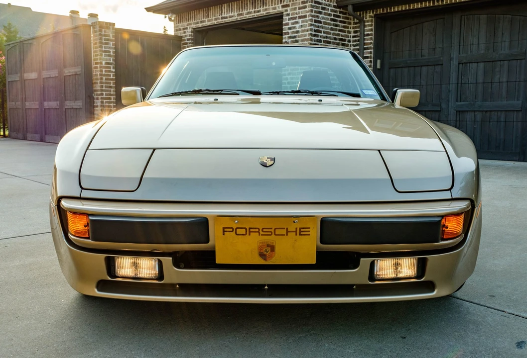 1987 Porsche 944 S - Image 2 of 31