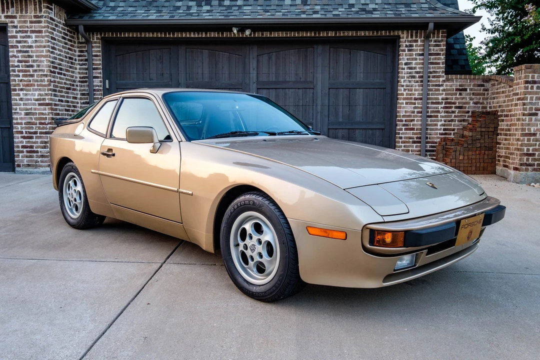 1987 Porsche 944 S - Image 12 of 31