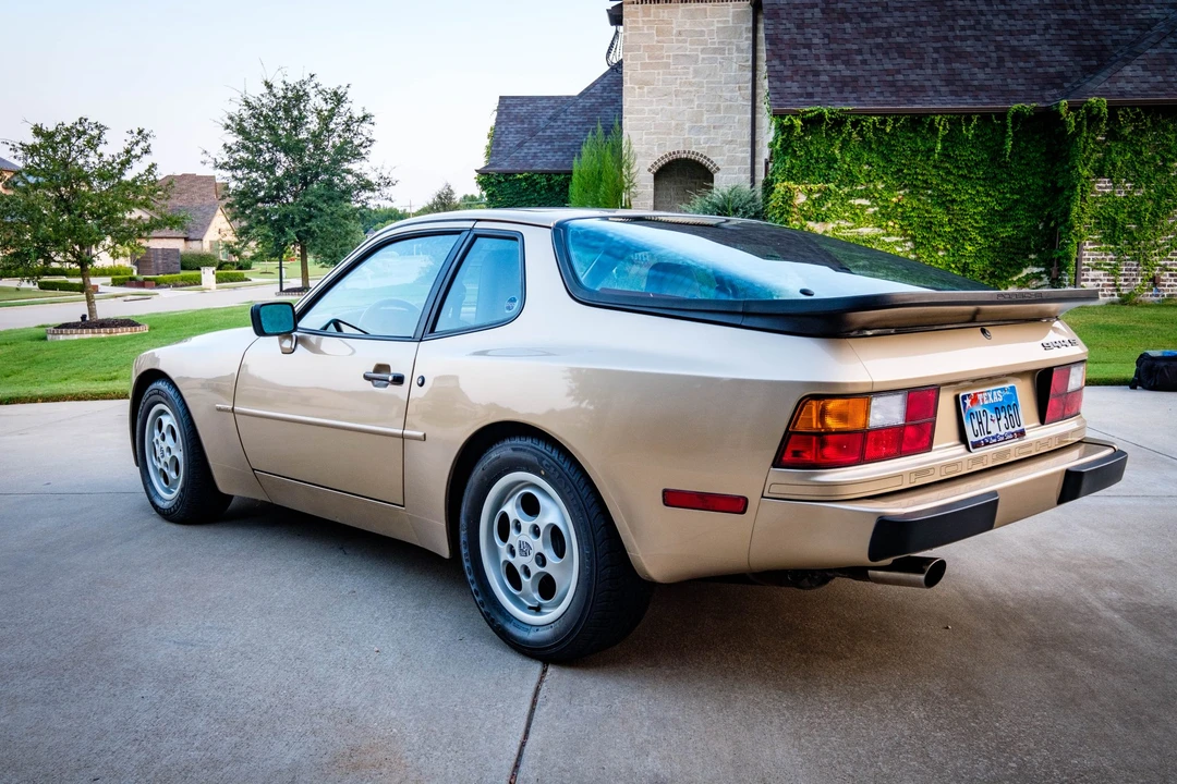 1987 Porsche 944 S - Image 4 of 31