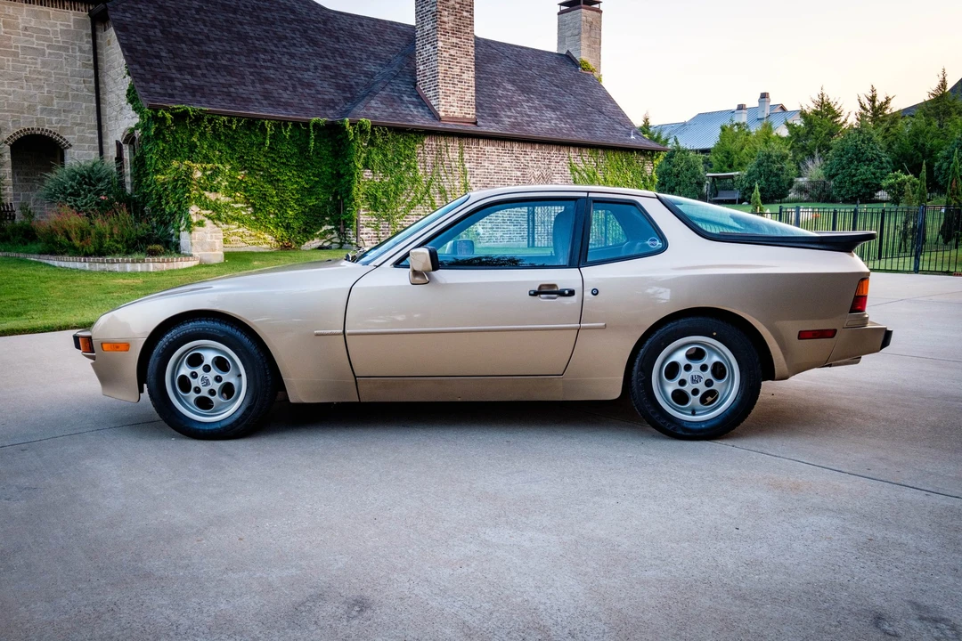 1987 Porsche 944 S - Image 3 of 31