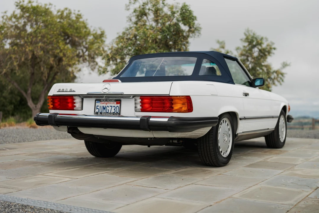 1988 Mercedes-Benz R107 SL-Class - Image 16 of 31