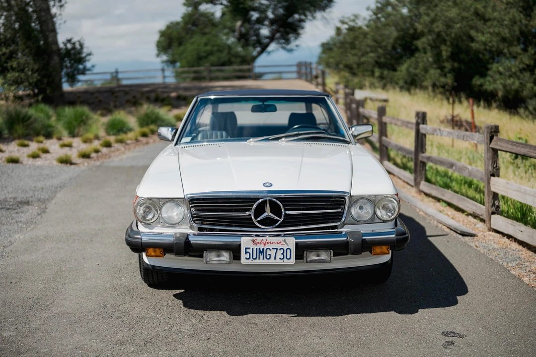 1988 Mercedes-Benz R107 SL-Class - Image 2 of 31