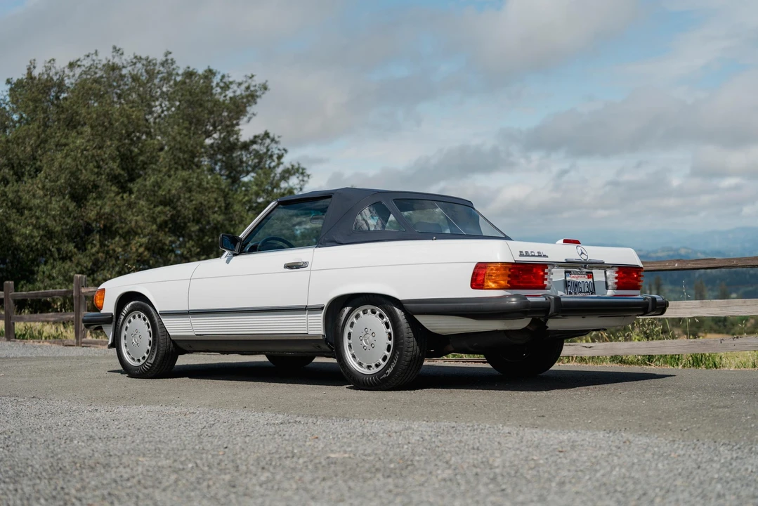 1988 Mercedes-Benz R107 SL-Class - Image 10 of 31