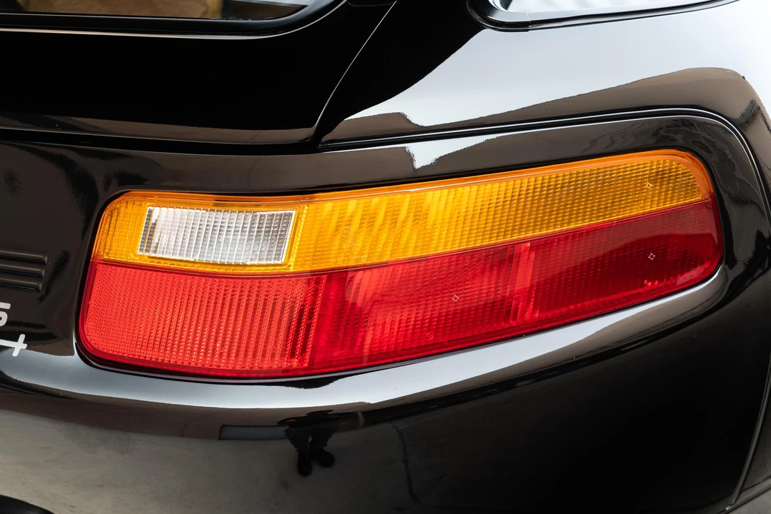1989 Porsche 928 S4 - Image 21 of 31