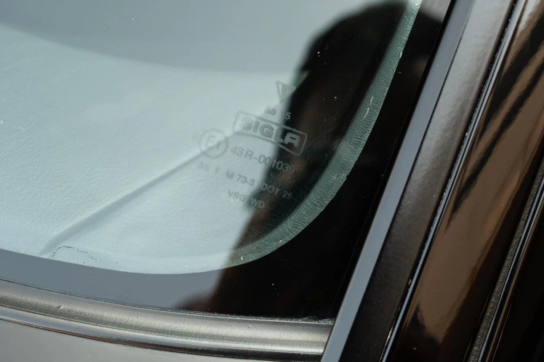 1989 Porsche 928 S4 - Image 29 of 31