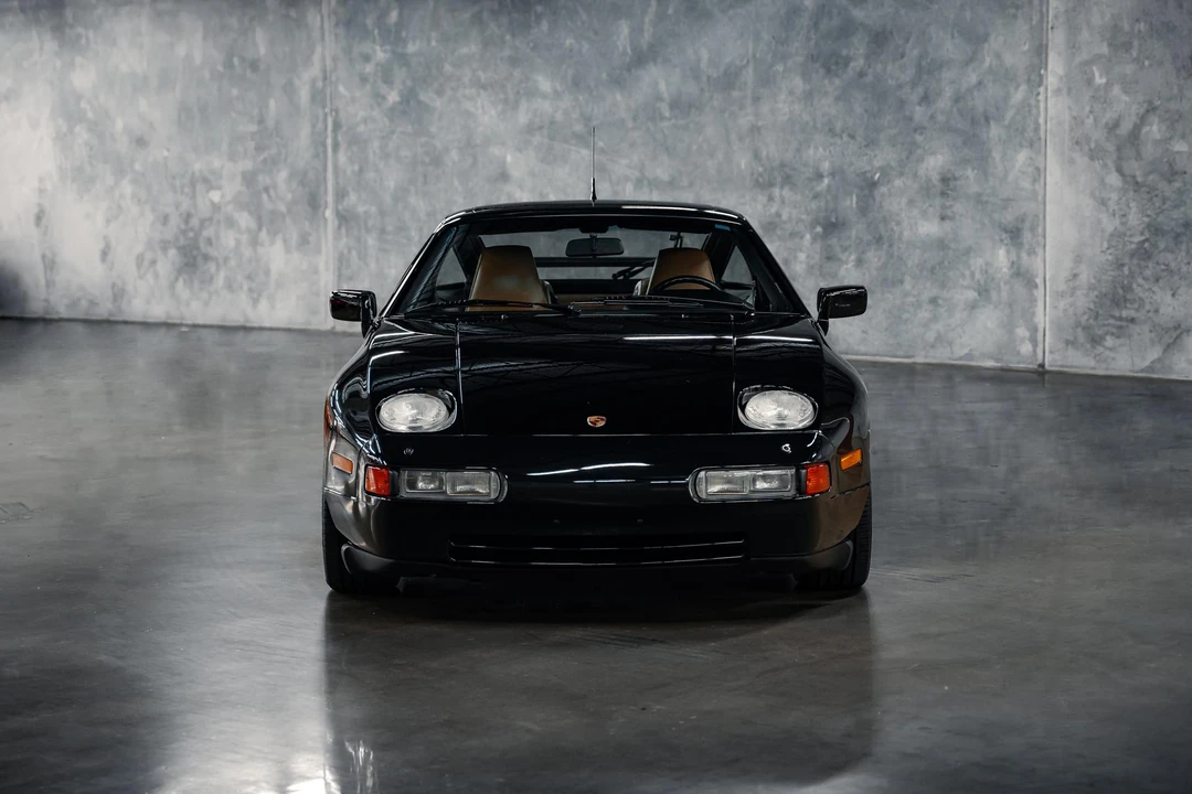 1989 Porsche 928 S4 - Image 16 of 31