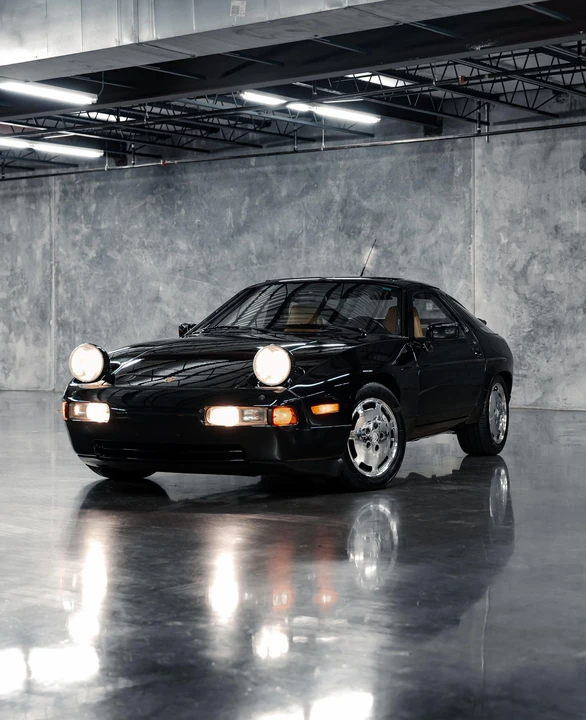 1989 Porsche 928 S4 - Image 7 of 31