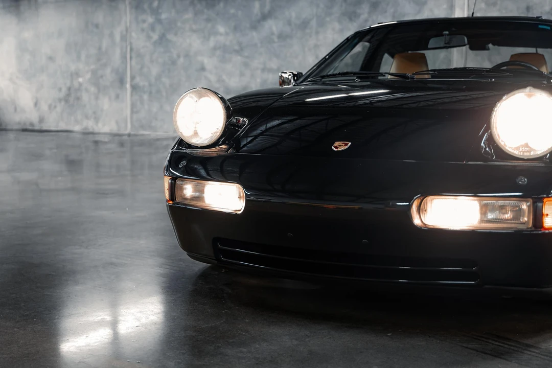 1989 Porsche 928 S4 - Image 17 of 31