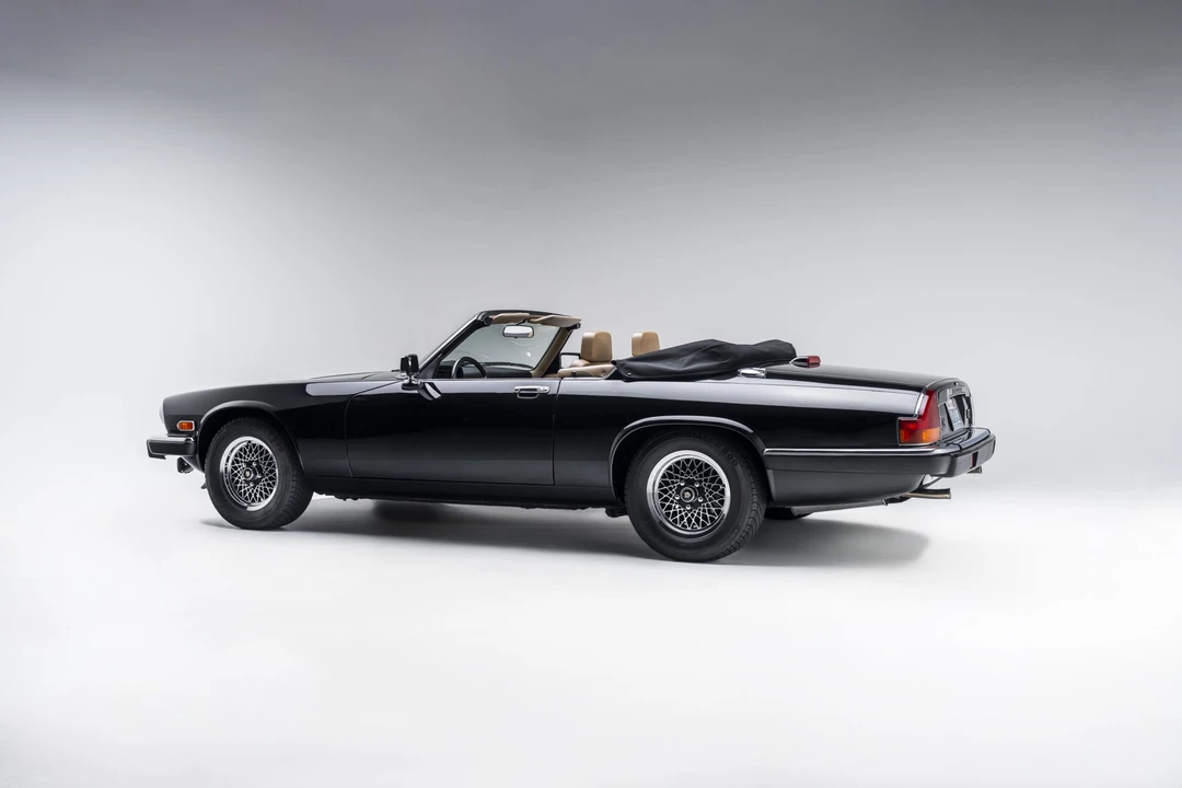 1990 Jaguar XJS Convertible - Image 17 of 31