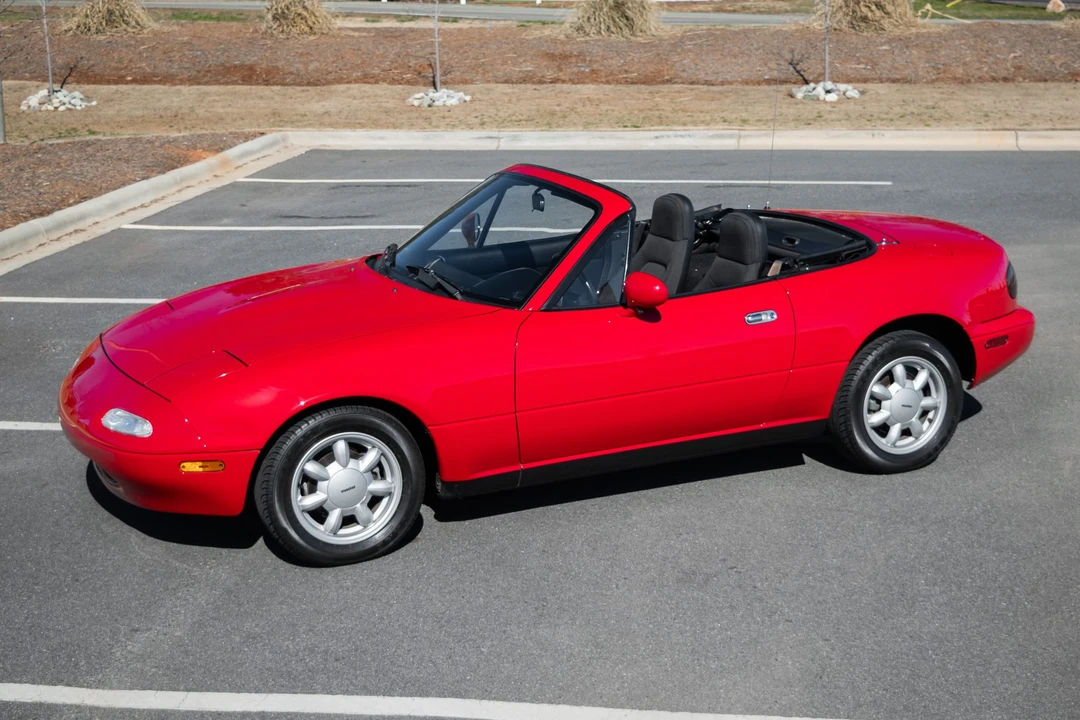 1990 Mazda NA MX-5 Miata - Image 14 of 31