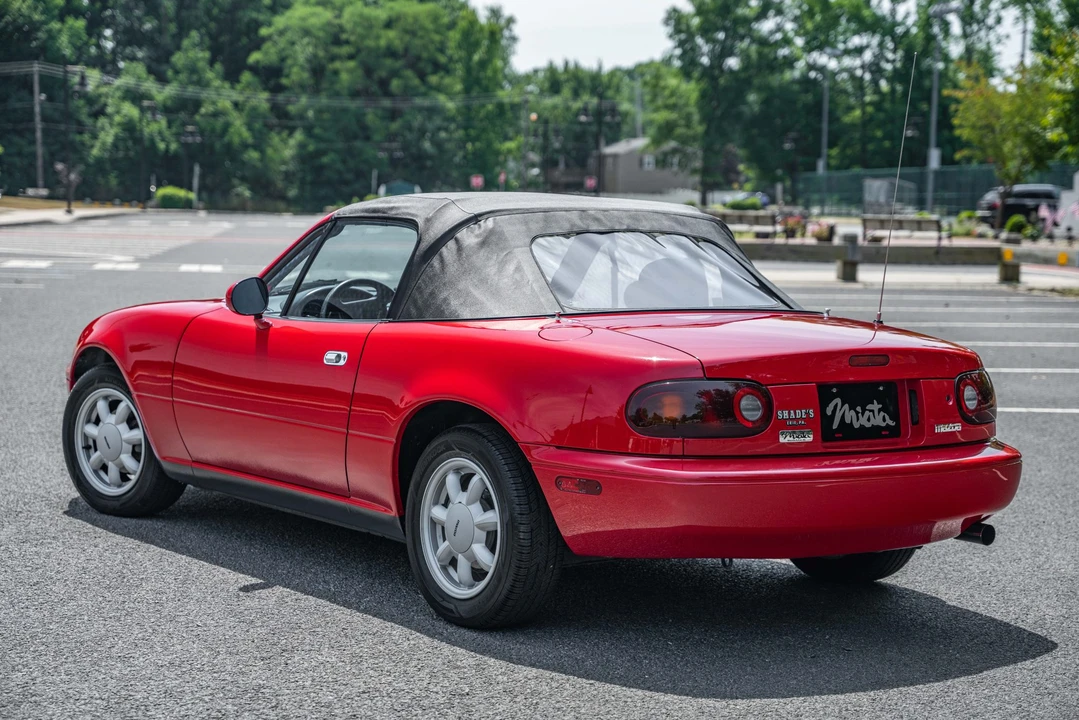 1990 Mazda NA MX-5 Miata - Image 30 of 31
