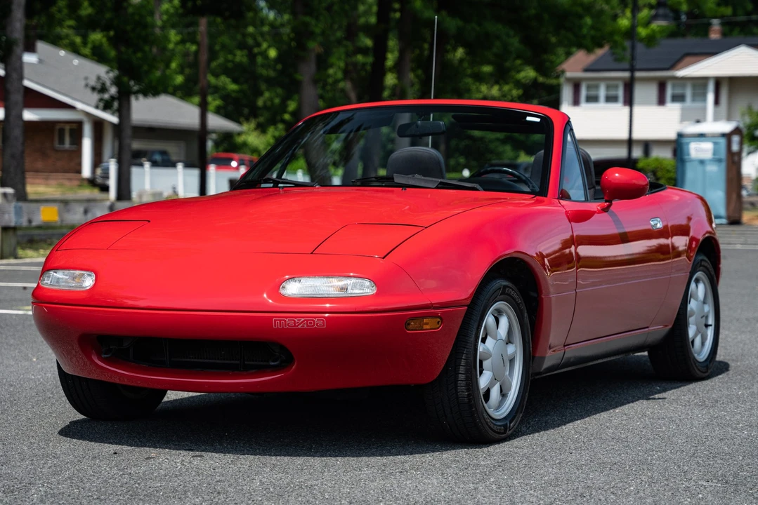1990 Mazda NA MX-5 Miata - Image 9 of 31