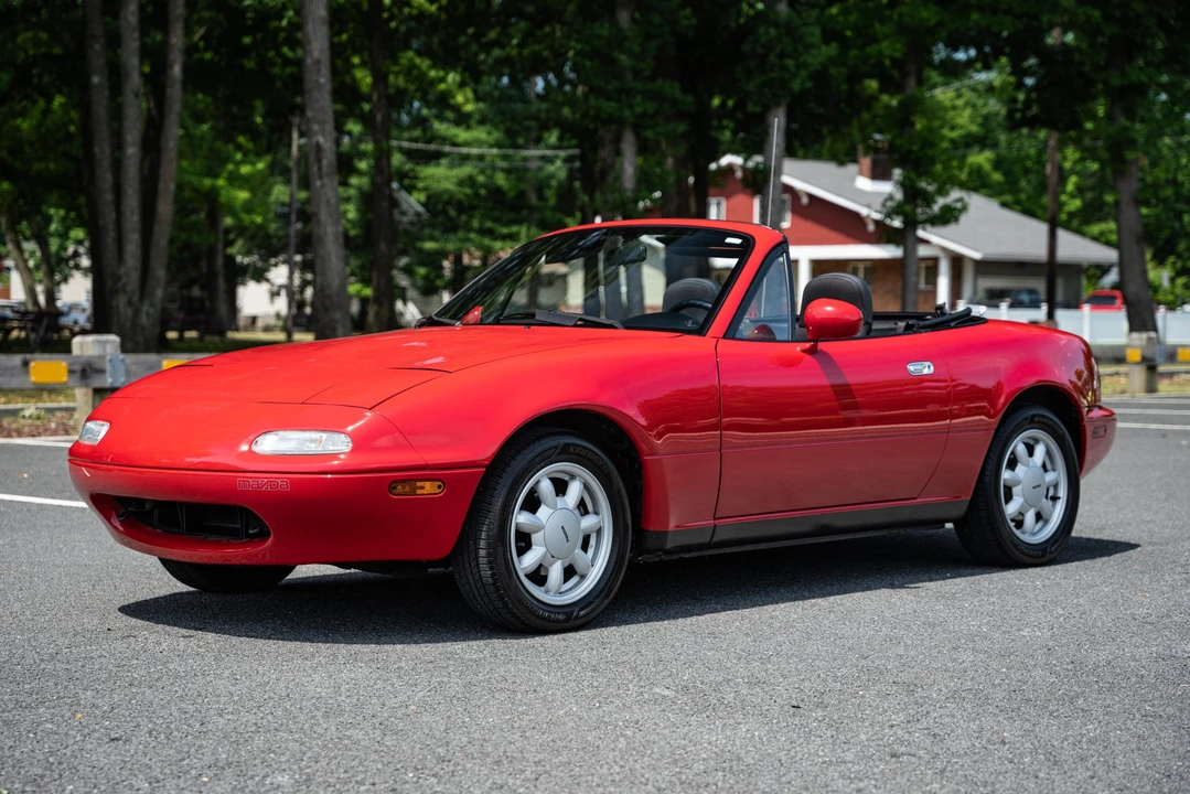 1990 Mazda NA MX-5 Miata - Image 11 of 31