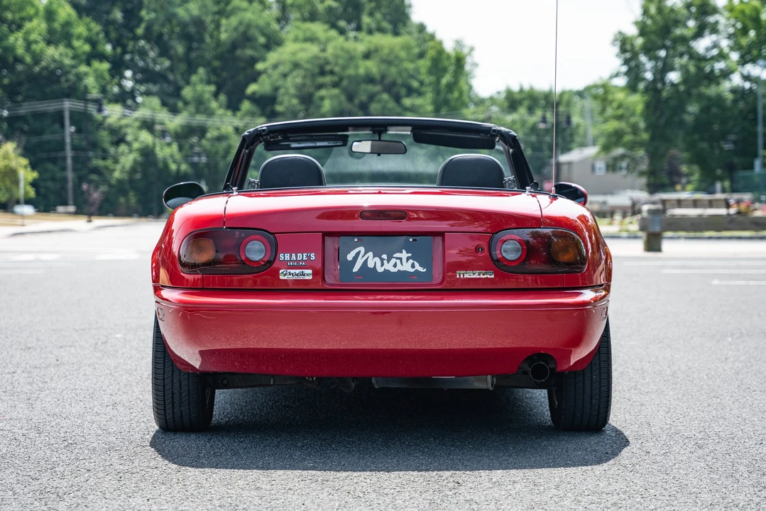 1990 Mazda NA MX-5 Miata - Image 17 of 31