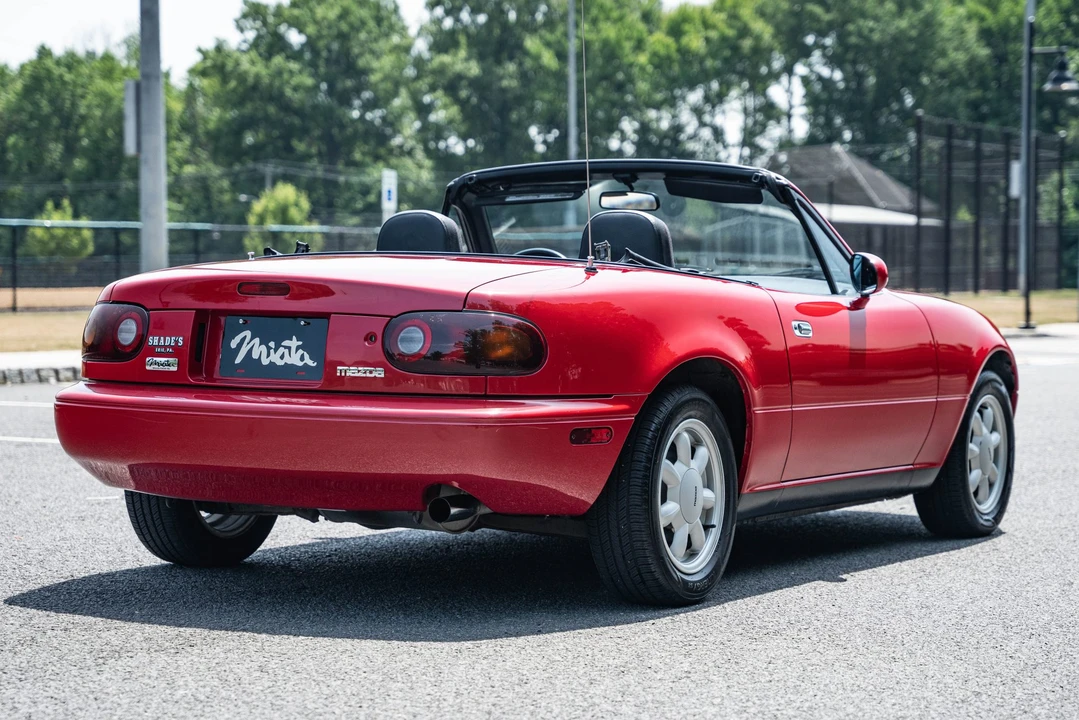 1990 Mazda NA MX-5 Miata - Image 18 of 31